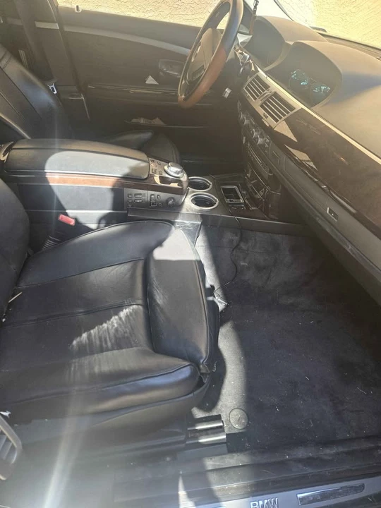 2007 BMW E65/E66 750i & 760i Sedan - Image 4 of 6