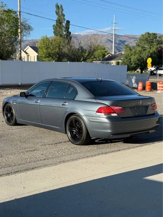 2007 BMW E65/E66 750i & 760i Sedan - Image 5 of 19