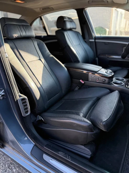 2007 BMW E65/E66 750i & 760i Sedan - Image 17 of 19