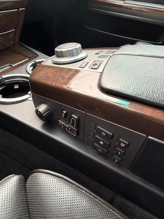 2007 BMW E65/E66 750i & 760i Sedan - Image 15 of 19