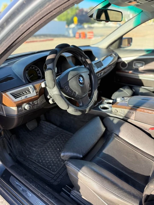 2007 BMW E65/E66 750i & 760i Sedan - Image 9 of 19