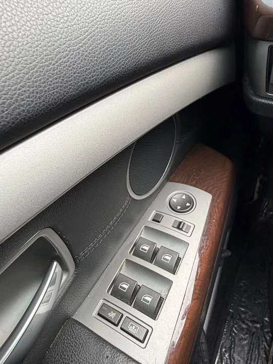 2007 BMW E65/E66 750i & 760i Sedan - Image 16 of 19