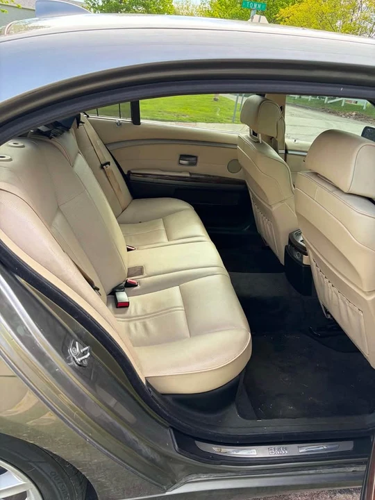 2007 BMW E65/E66 750i & 760i Sedan - Image 4 of 6