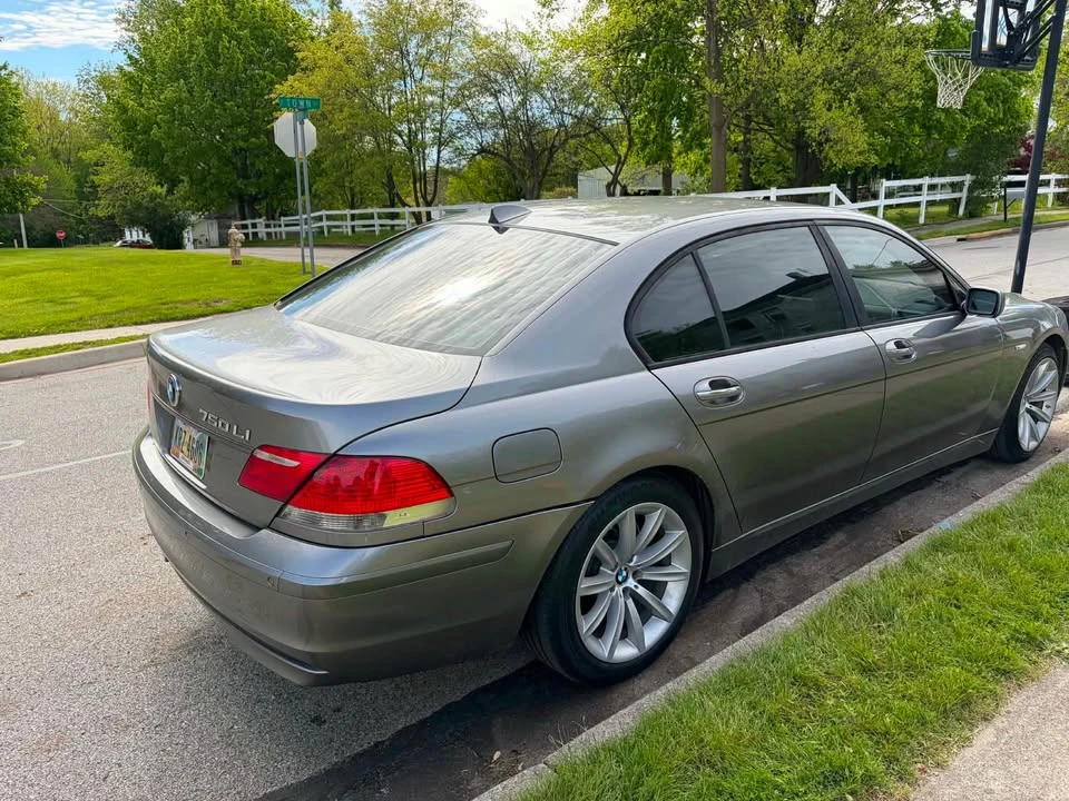 2007 BMW E65/E66 750i & 760i Sedan - Image 3 of 6