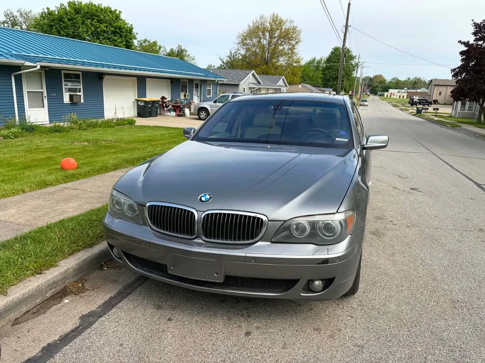 2007 BMW E65/E66 750i & 760i Sedan - Image 2 of 6