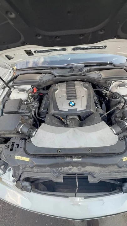 2007 BMW E65/E66 750i & 760i Sedan - Image 4 of 6