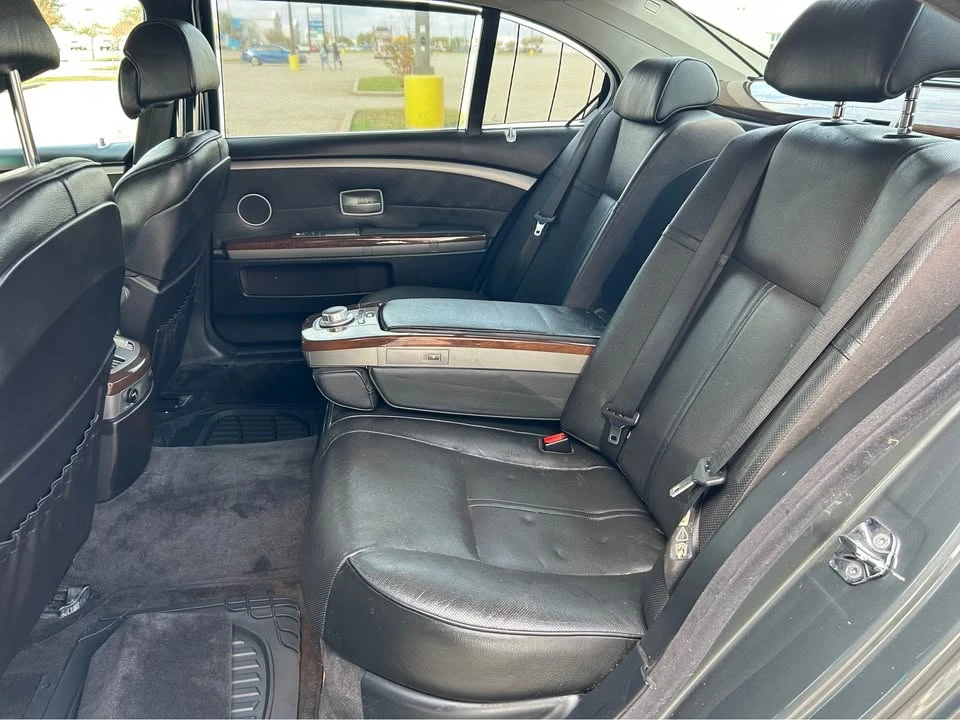 2007 BMW E65/E66 750i & 760i Sedan - Image 14 of 18