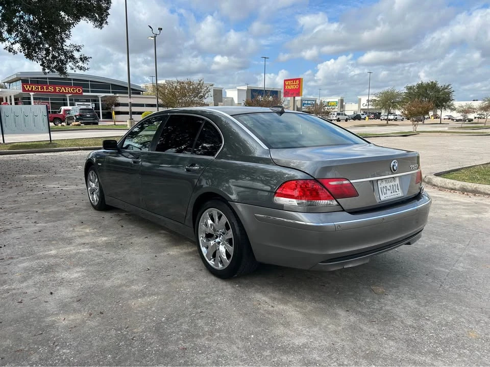 2007 BMW E65/E66 750i & 760i Sedan - Image 7 of 18