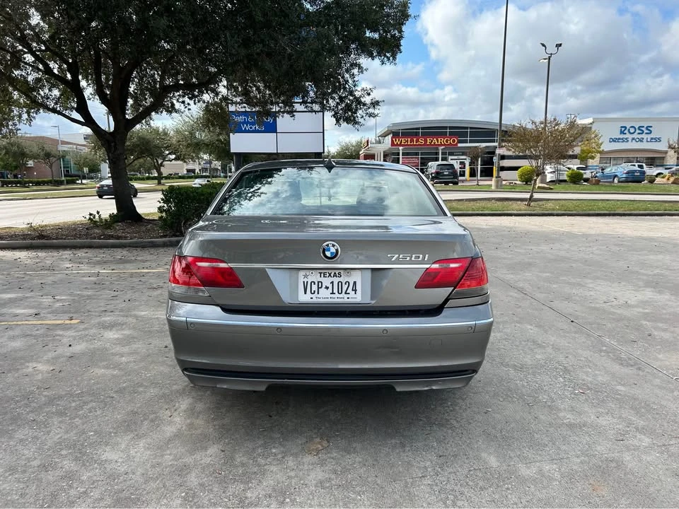 2007 BMW E65/E66 750i & 760i Sedan - Image 6 of 18