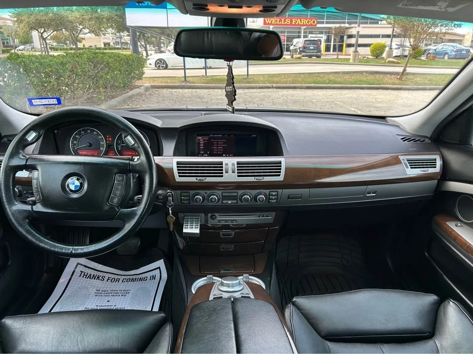 2007 BMW E65/E66 750i & 760i Sedan - Image 9 of 18
