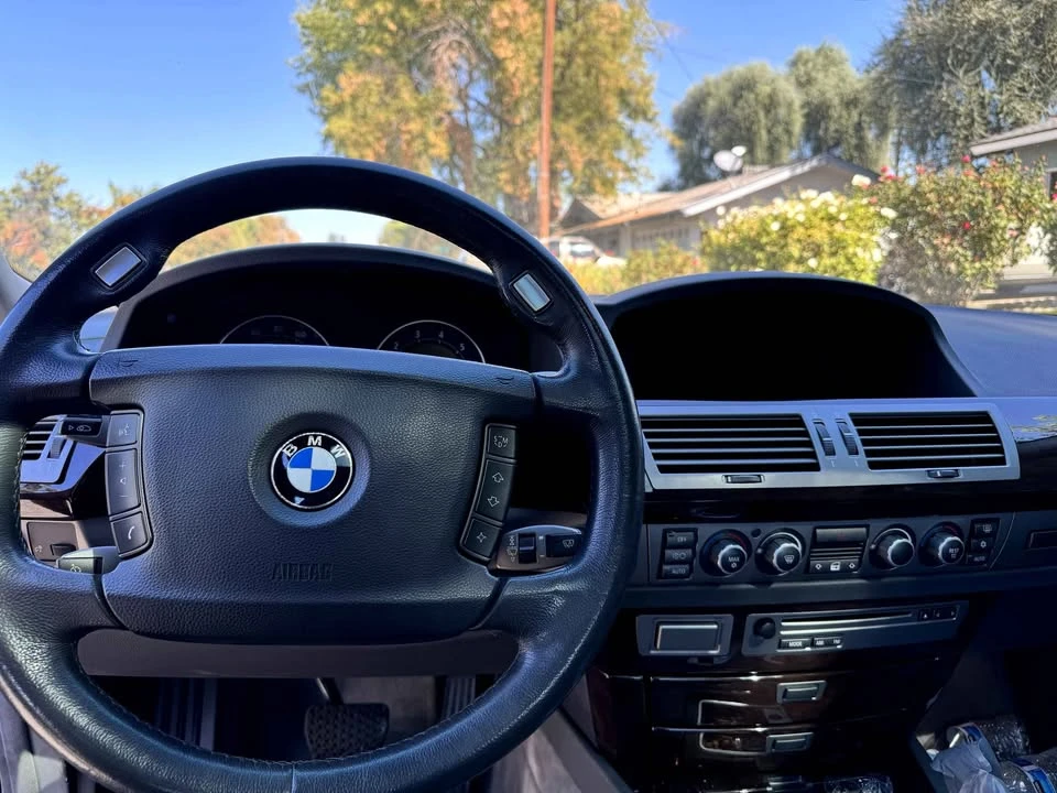 2007 BMW E65/E66 750i & 760i Sedan - Image 7 of 11