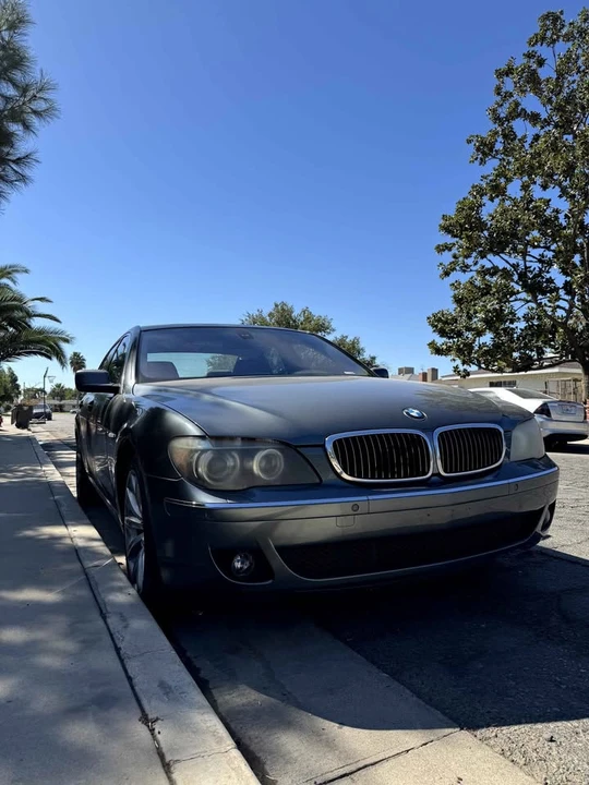 2007 BMW E65/E66 750i & 760i Sedan - Image 2 of 11