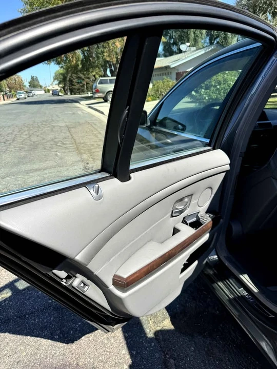 2007 BMW E65/E66 750i & 760i Sedan - Image 8 of 11