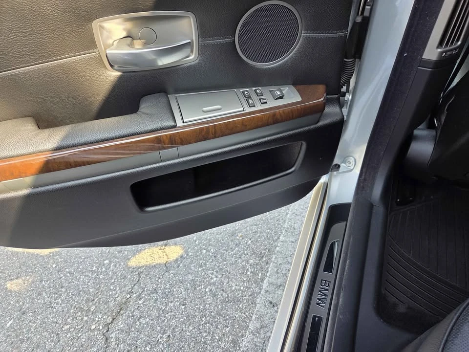 2007 BMW E65/E66 750i & 760i Sedan - Image 10 of 19