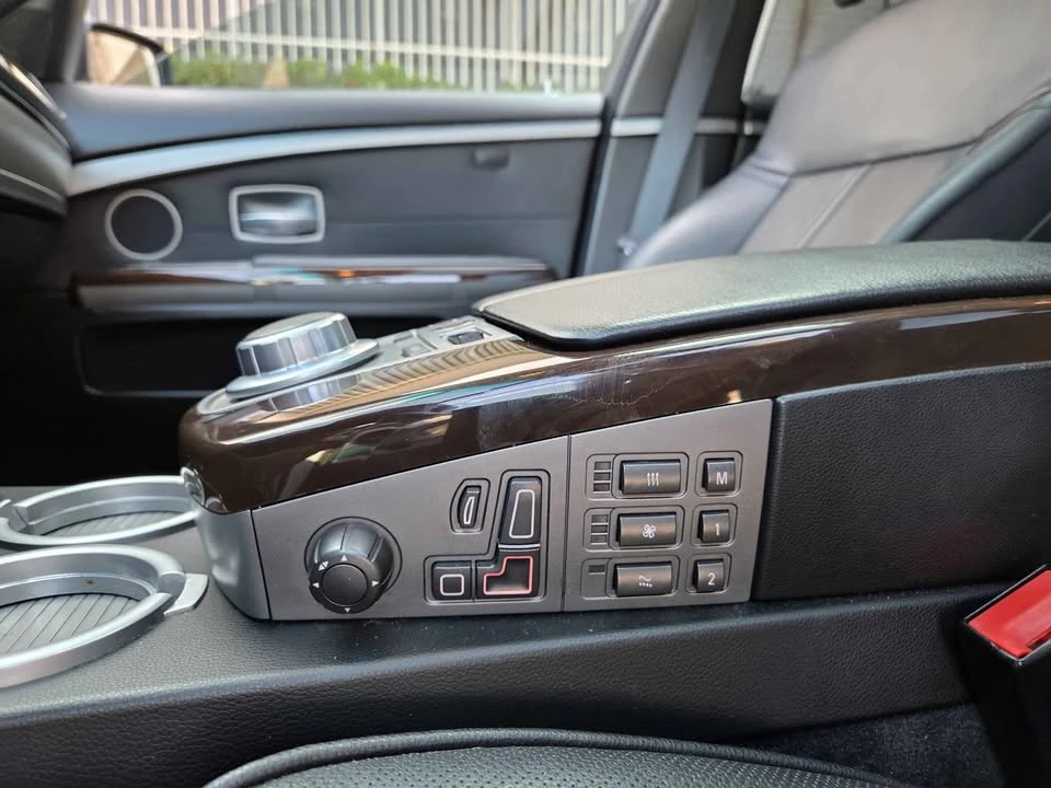 2007 BMW E65/E66 750i & 760i Sedan - Image 13 of 19
