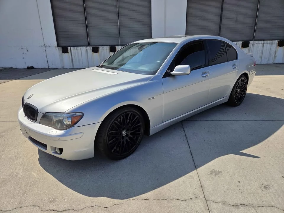 2007 BMW E65/E66 750i & 760i Sedan - Image 19 of 19