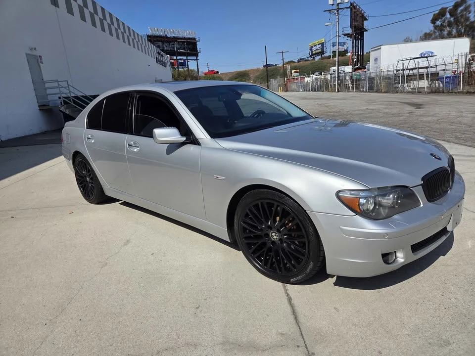 2007 BMW E65/E66 750i & 760i Sedan - Image 18 of 19