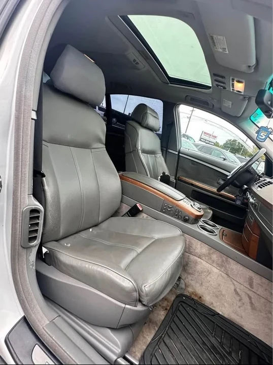 2007 BMW E65/E66 750i & 760i Sedan - Image 11 of 20