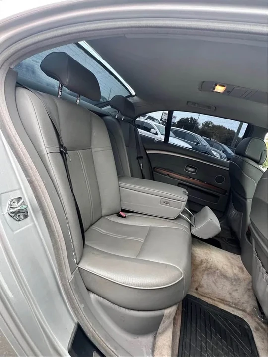 2007 BMW E65/E66 750i & 760i Sedan - Image 12 of 20