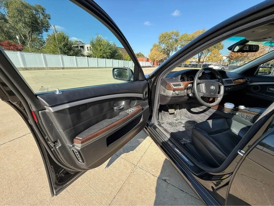 2007 BMW E65/E66 750i & 760i Sedan - Image 9 of 20