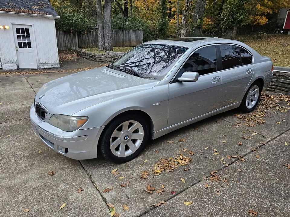 2007 BMW E65/E66 750i & 760i Sedan - Image 2 of 15