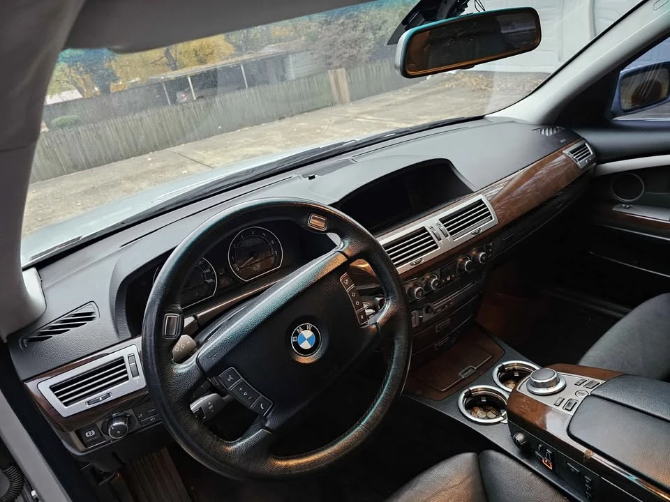 2007 BMW E65/E66 750i & 760i Sedan - Image 10 of 15