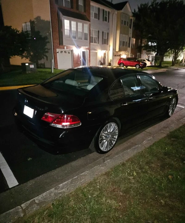 2007 BMW E65/E66 750i & 760i Sedan - Image 11 of 16