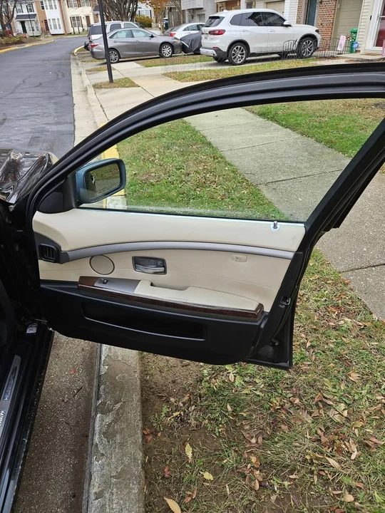 2007 BMW E65/E66 750i & 760i Sedan - Image 6 of 16