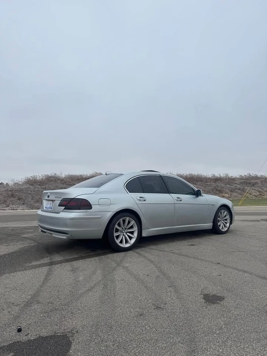 2007 BMW E65/E66 750i & 760i Sedan - Image 8 of 20
