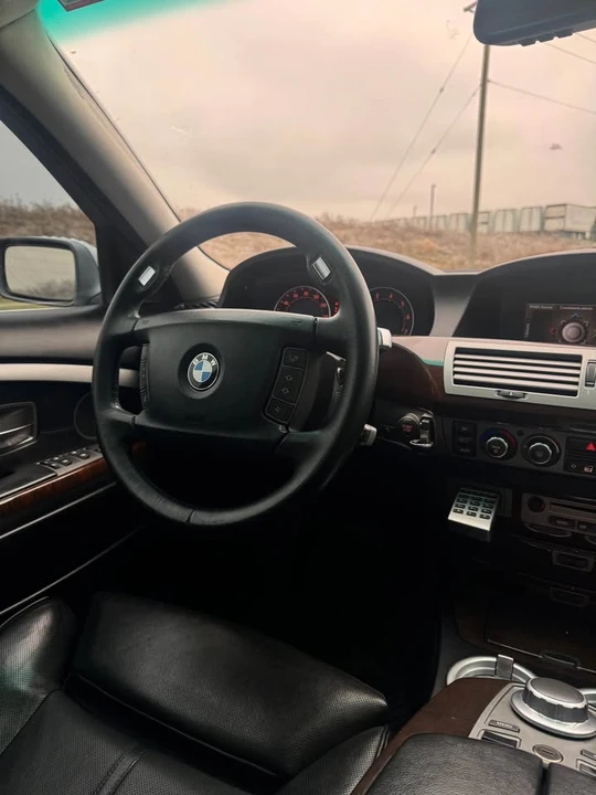 2007 BMW E65/E66 750i & 760i Sedan - Image 18 of 20