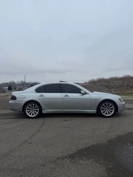 2007 BMW E65/E66 750i & 760i Sedan - Image 9 of 20