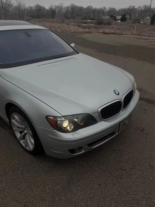 2007 BMW E65/E66 750i & 760i Sedan - Image 11 of 20