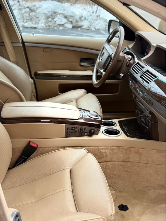 2007 BMW E65/E66 750i & 760i Sedan - Image 8 of 15