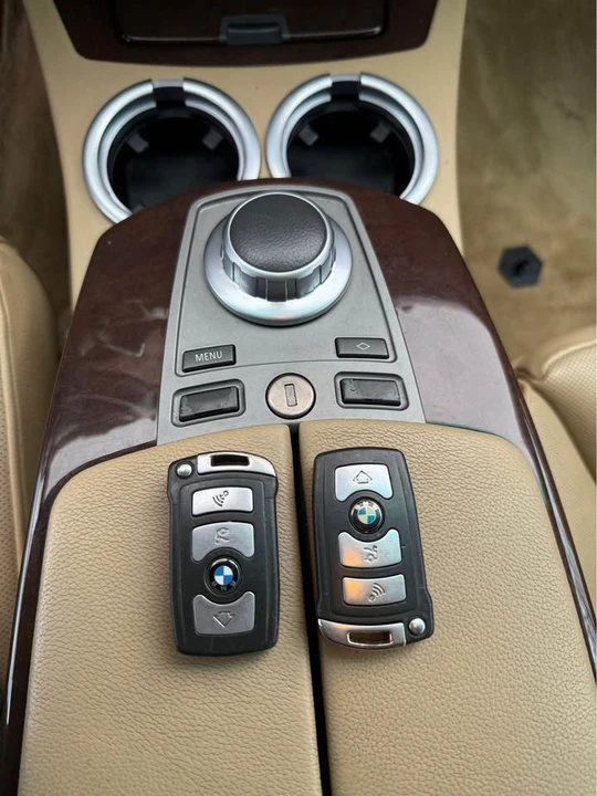 2007 BMW E65/E66 750i & 760i Sedan - Image 13 of 15