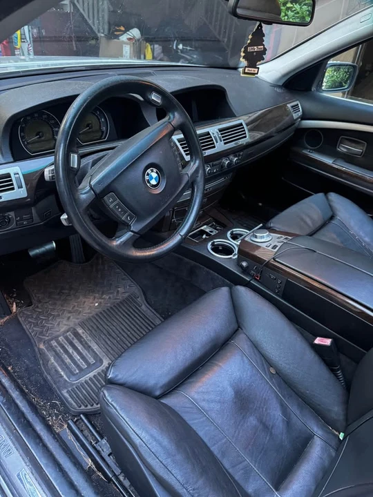 2007 BMW E65/E66 750i & 760i Sedan - Image 7 of 11