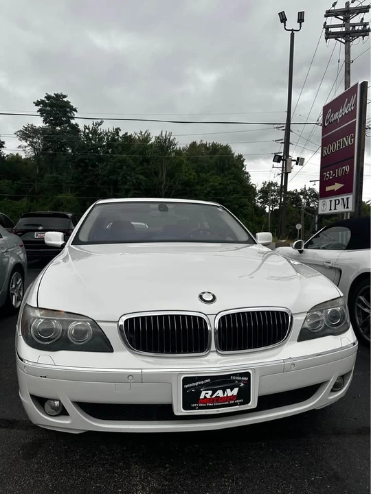 2007 BMW E65/E66 750i & 760i Sedan - Image 2 of 11