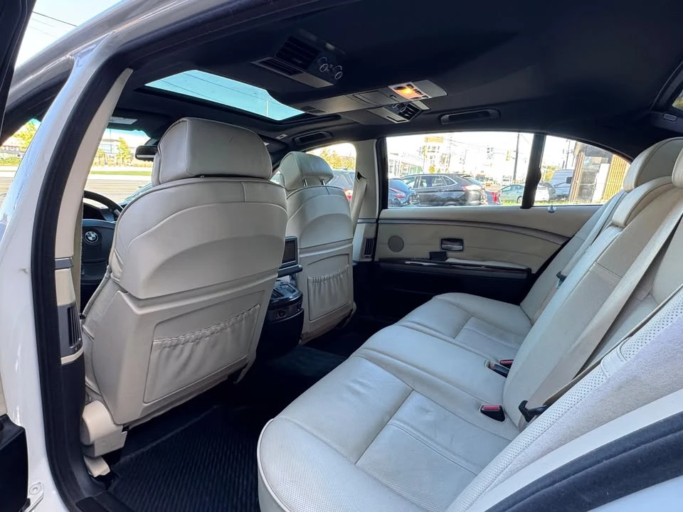 2007 BMW E65/E66 750i & 760i Sedan - Image 12 of 19