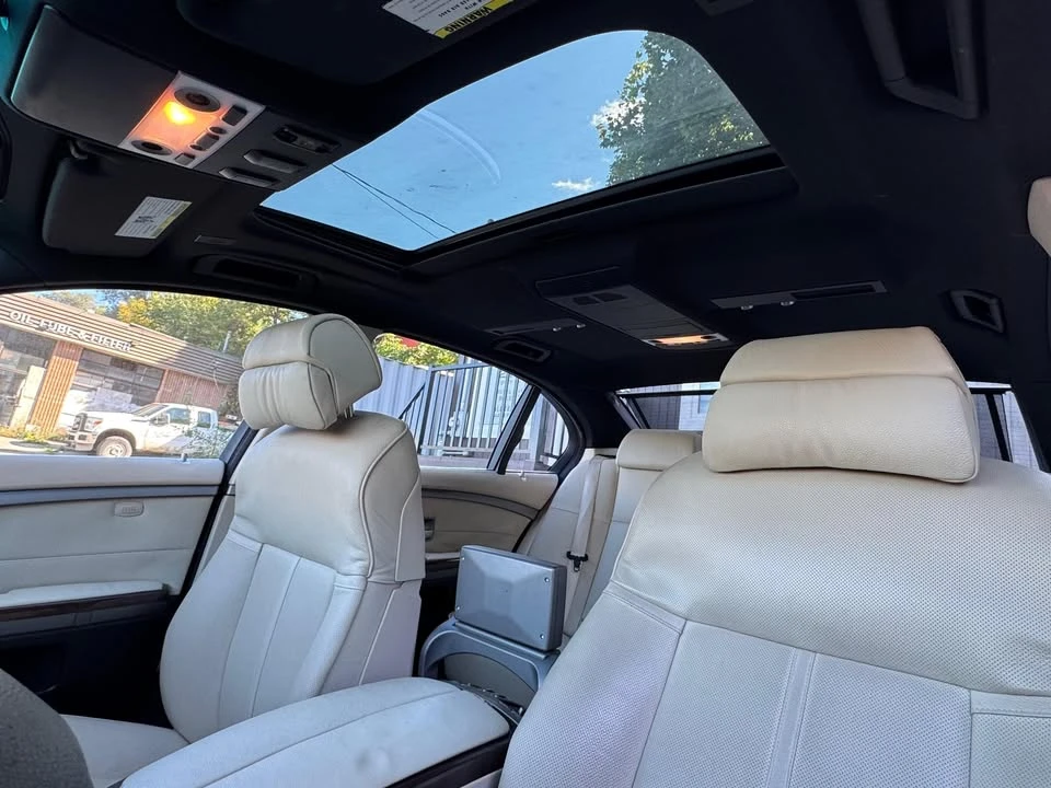 2007 BMW E65/E66 750i & 760i Sedan - Image 11 of 19
