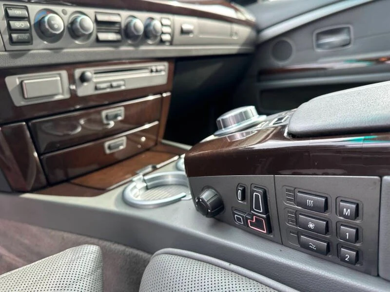 2007 BMW E65/E66 750i & 760i Sedan - Image 15 of 19