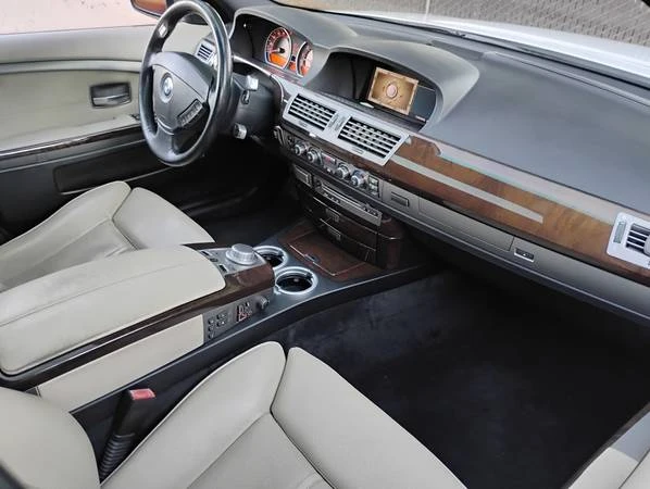 2007 BMW E65/E66 750i & 760i Sedan - Image 10 of 13