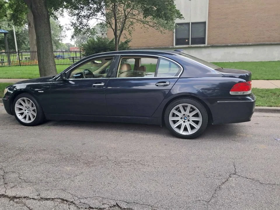 2007 BMW E65/E66 750i & 760i Sedan - Image 6 of 10