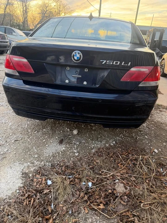2007 BMW E65/E66 750i & 760i Sedan - Image 2 of 7