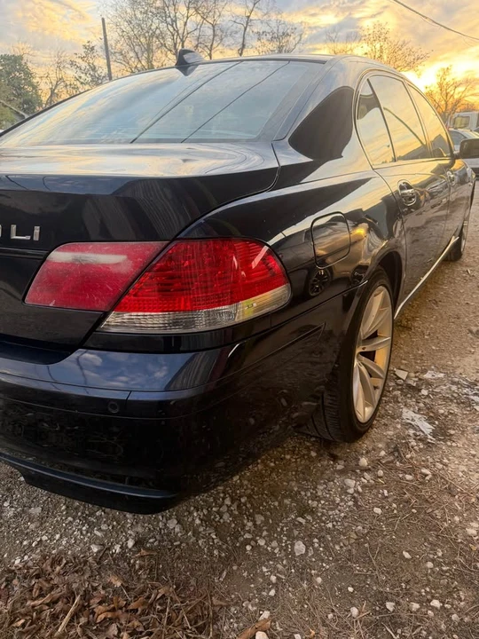 2007 BMW E65/E66 750i & 760i Sedan - Image 3 of 7