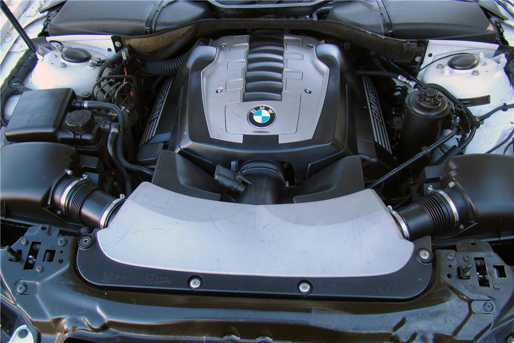 2007 BMW E65/E66 750i & 760i Sedan - Image 3 of 5
