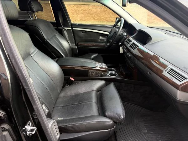 2007 BMW E65/E66 750i & 760i Sedan - Image 13 of 19