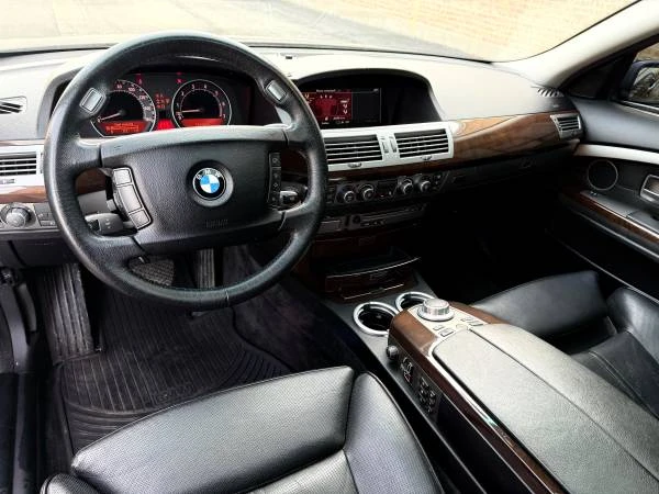 2007 BMW E65/E66 750i & 760i Sedan - Image 16 of 19
