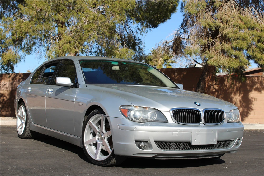 2007 BMW E65/E66 750i & 760i Sedan - Image 2 of 5