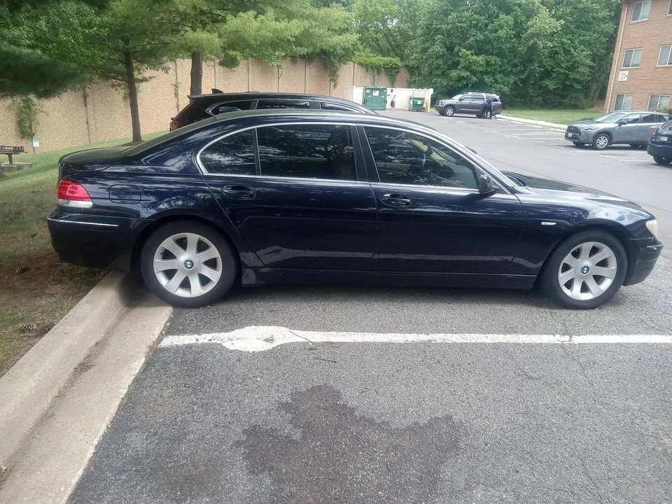 2007 BMW E65/E66 750i & 760i Sedan - Image 2 of 9