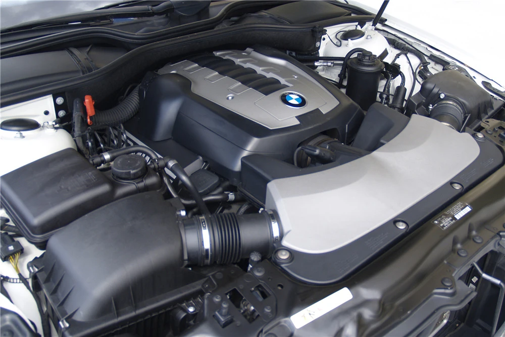 2007 BMW E65/E66 750i & 760i Sedan - Image 3 of 5