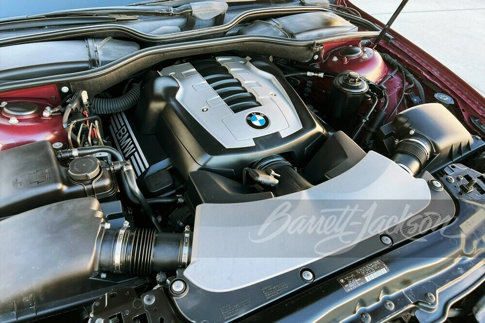 2007 BMW E65/E66 750i & 760i Sedan - Image 2 of 9